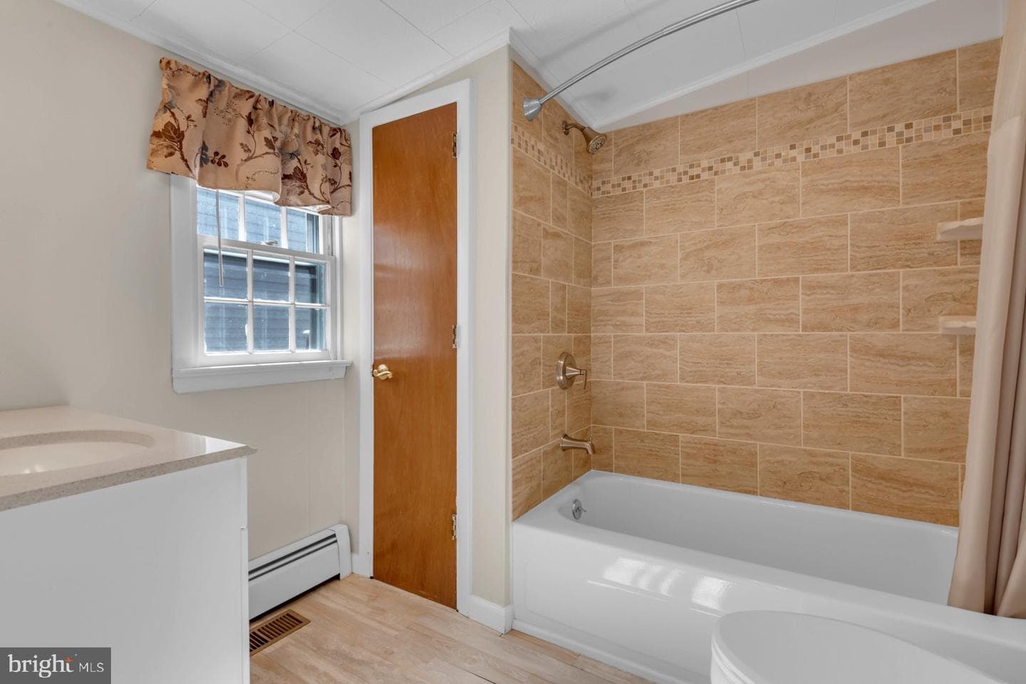 8 Maryland Avenue photo 27