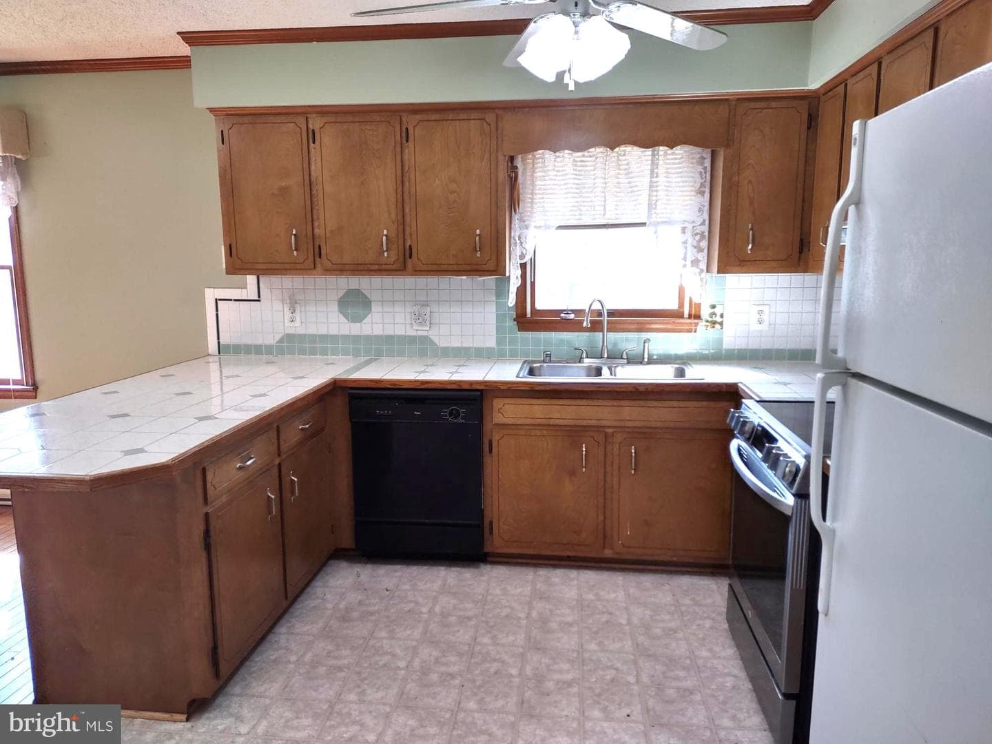 66 Ayers Drive photo 13