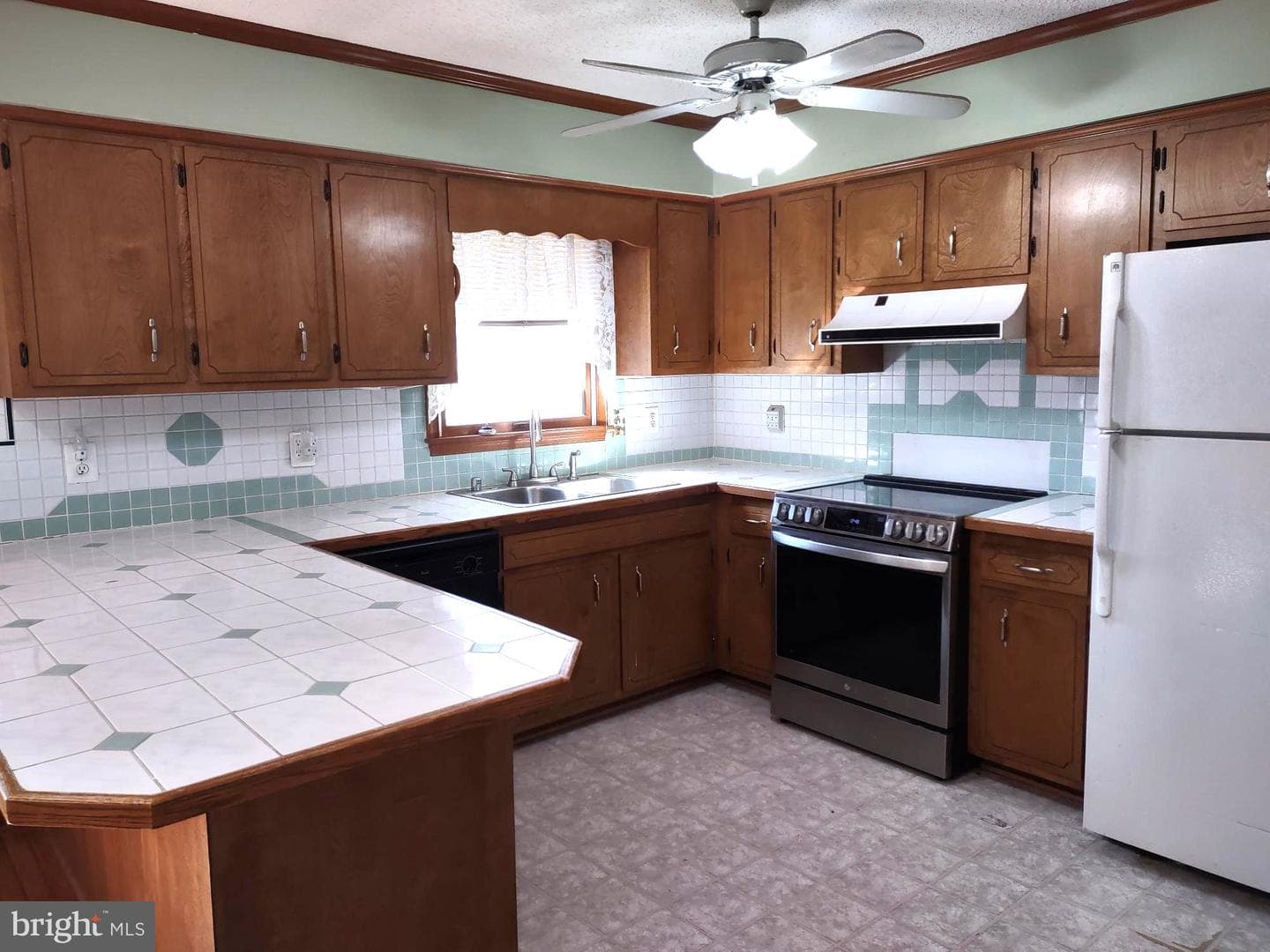 66 Ayers Drive photo 14