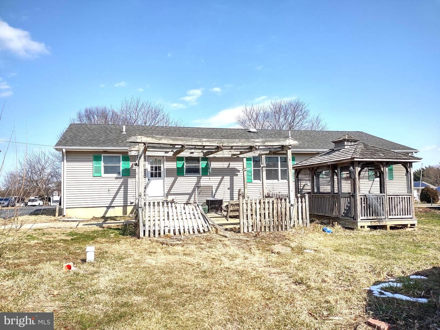 66 Ayers Drive photo 3