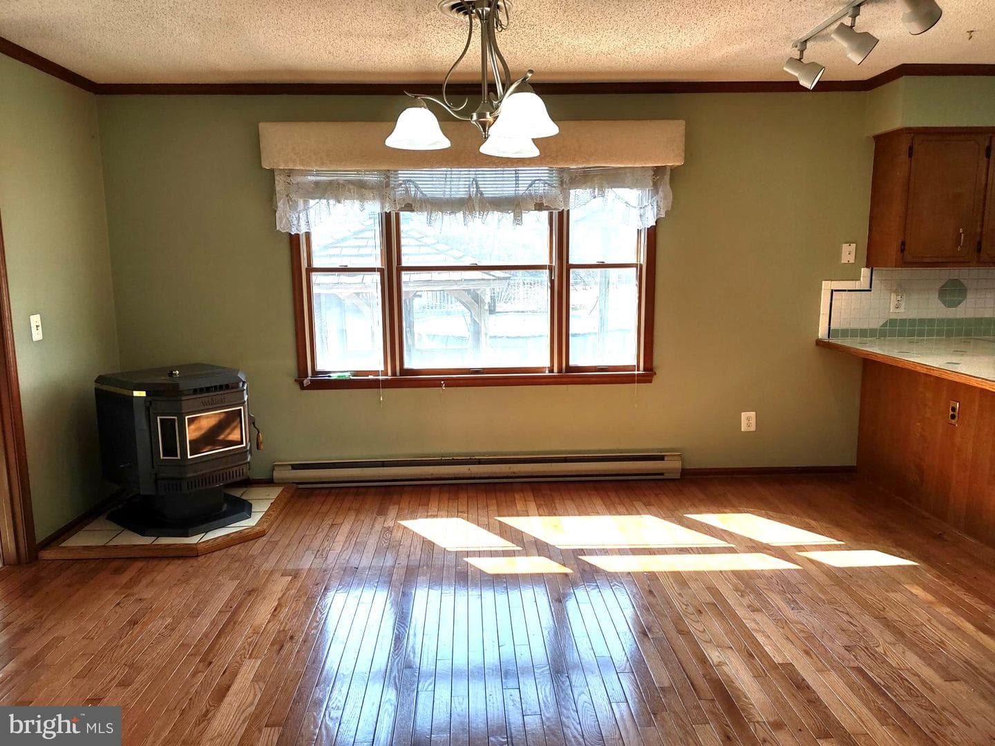 66 Ayers Drive photo 9