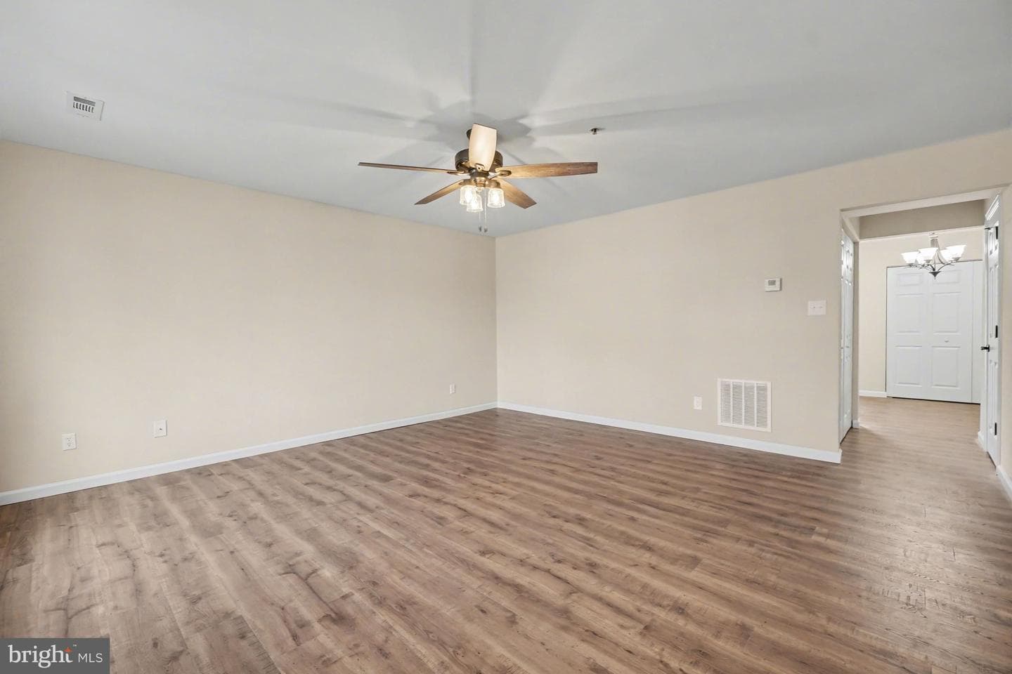 113 Starboard Court photo 3