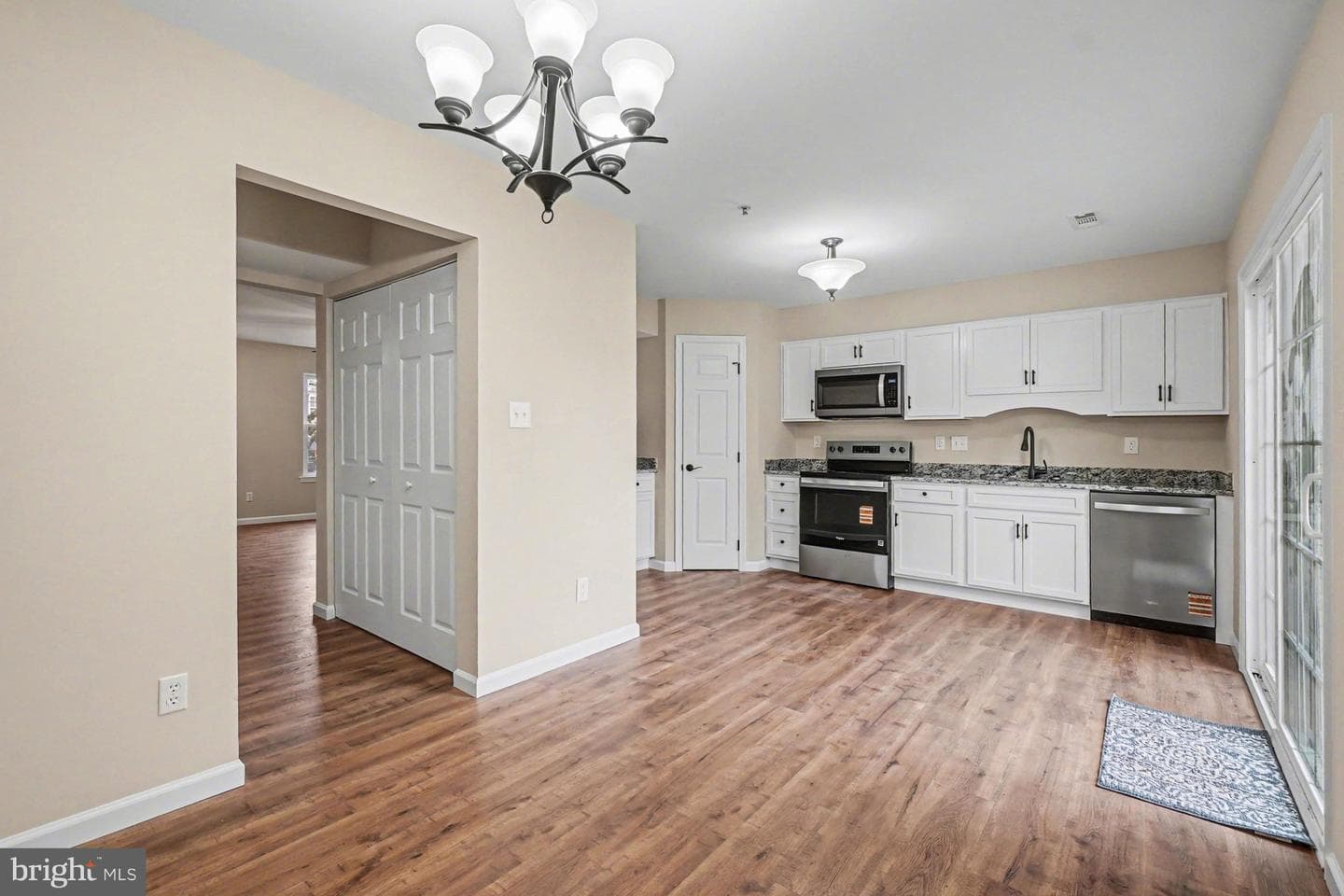 113 Starboard Court photo 8