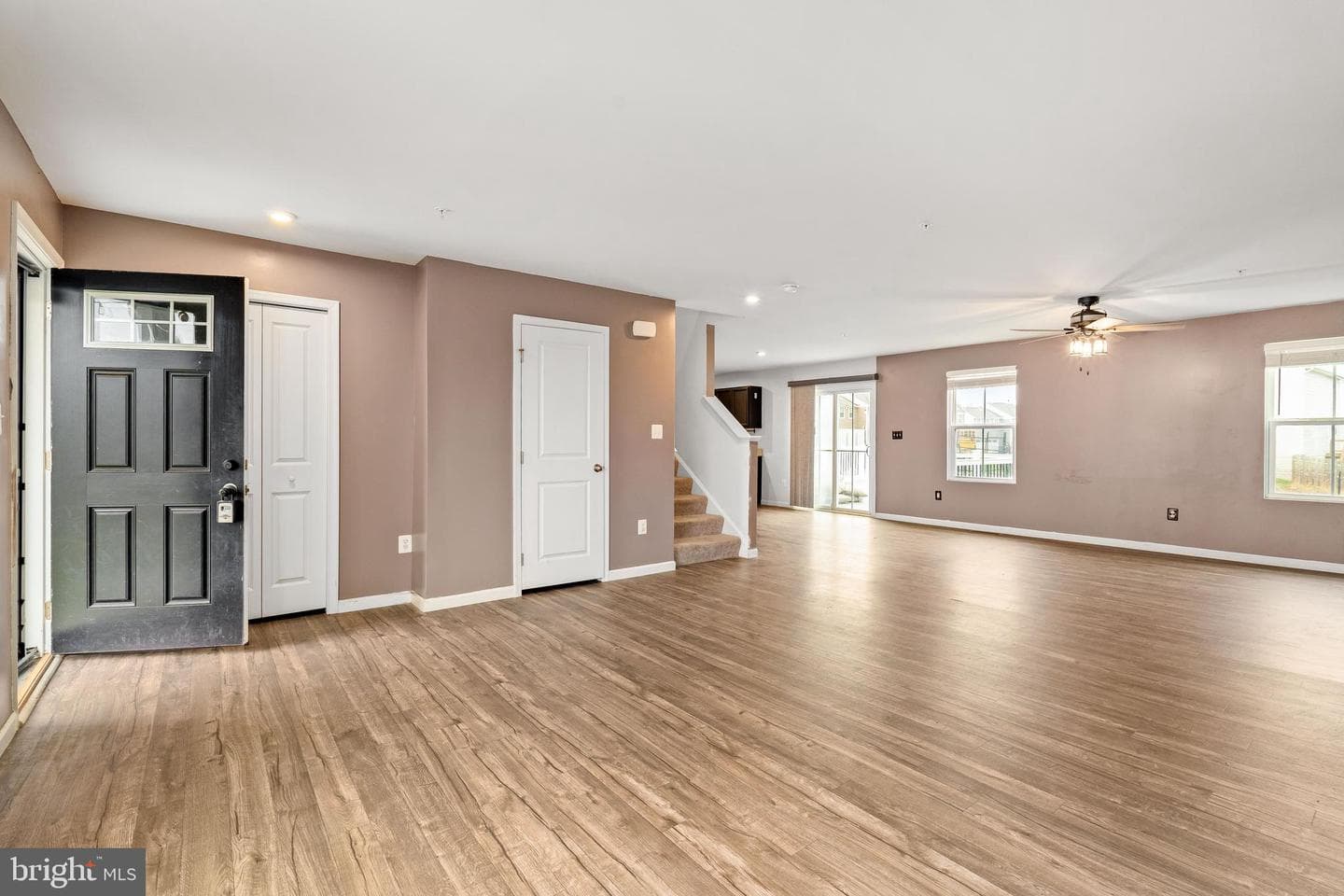 14 Blue Spruce Way photo 6