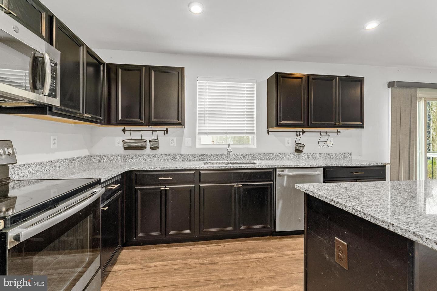 14 Blue Spruce Way photo 8