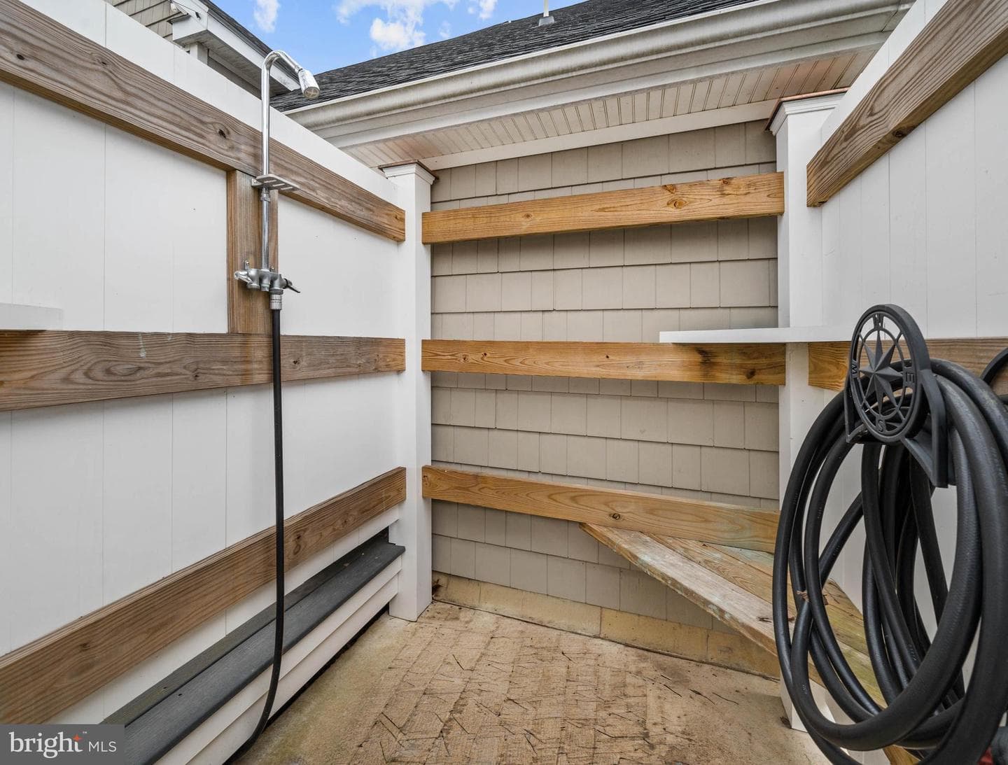 38 Virginia Avenue photo 11