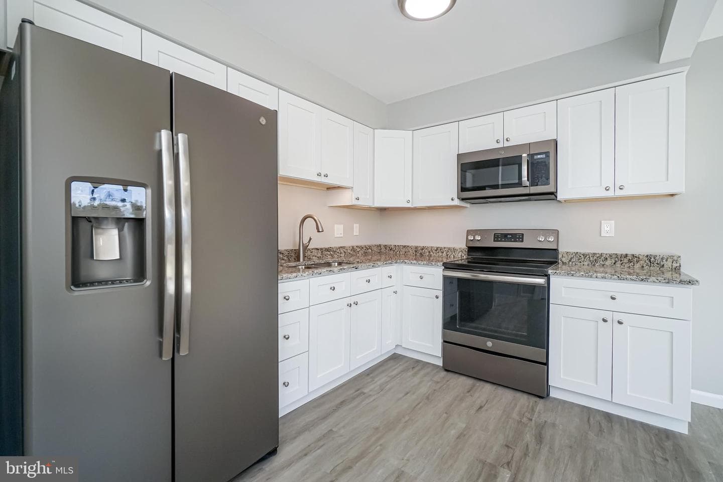 18 Hatteras Court photo 5