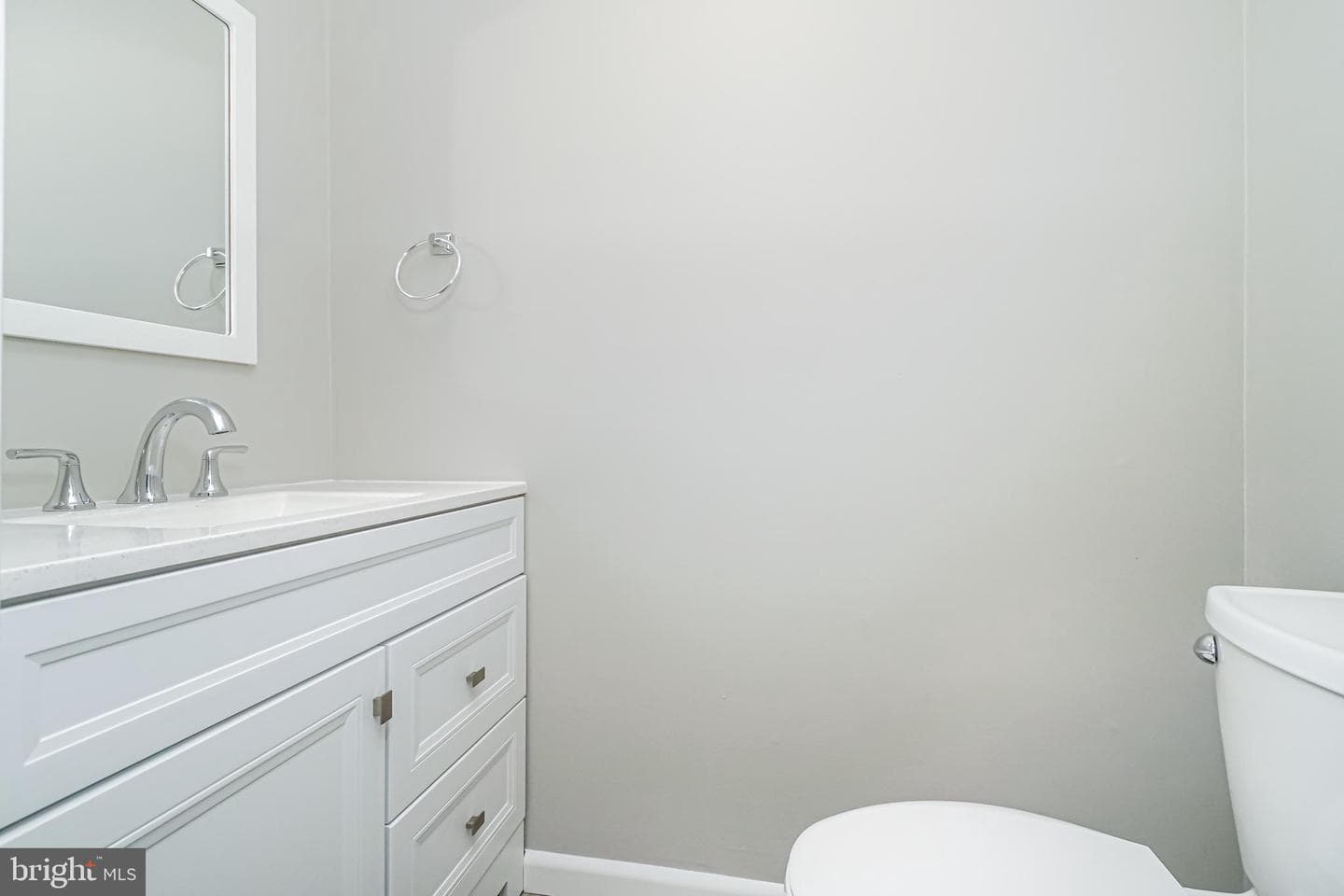 18 Hatteras Court photo 9