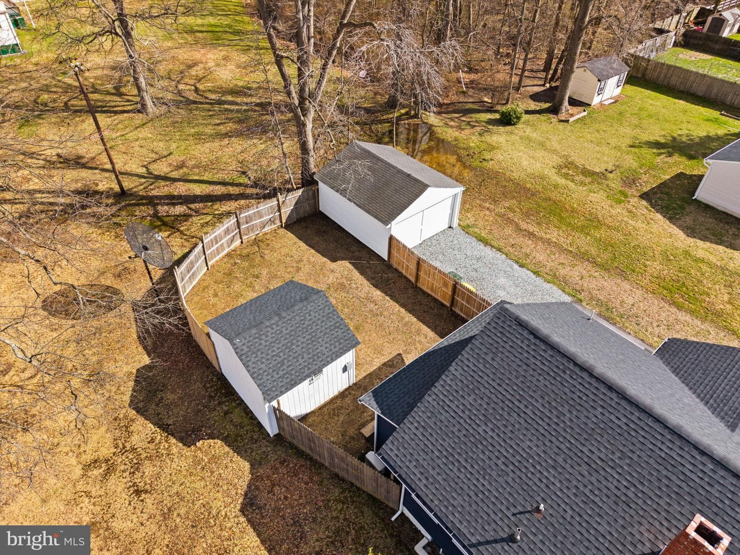 752 Aiken Avenue photo 46