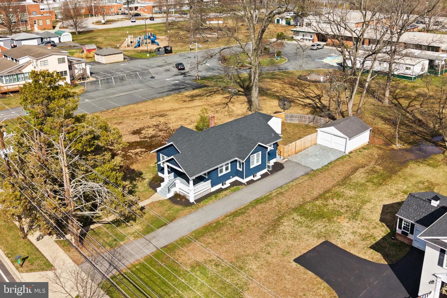 752 Aiken Avenue photo 47