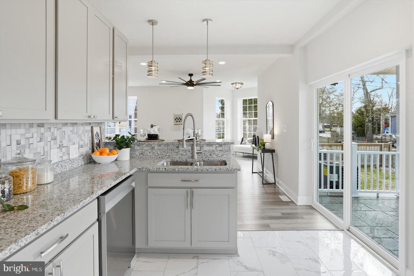 15 S Mauldin Avenue photo 11
