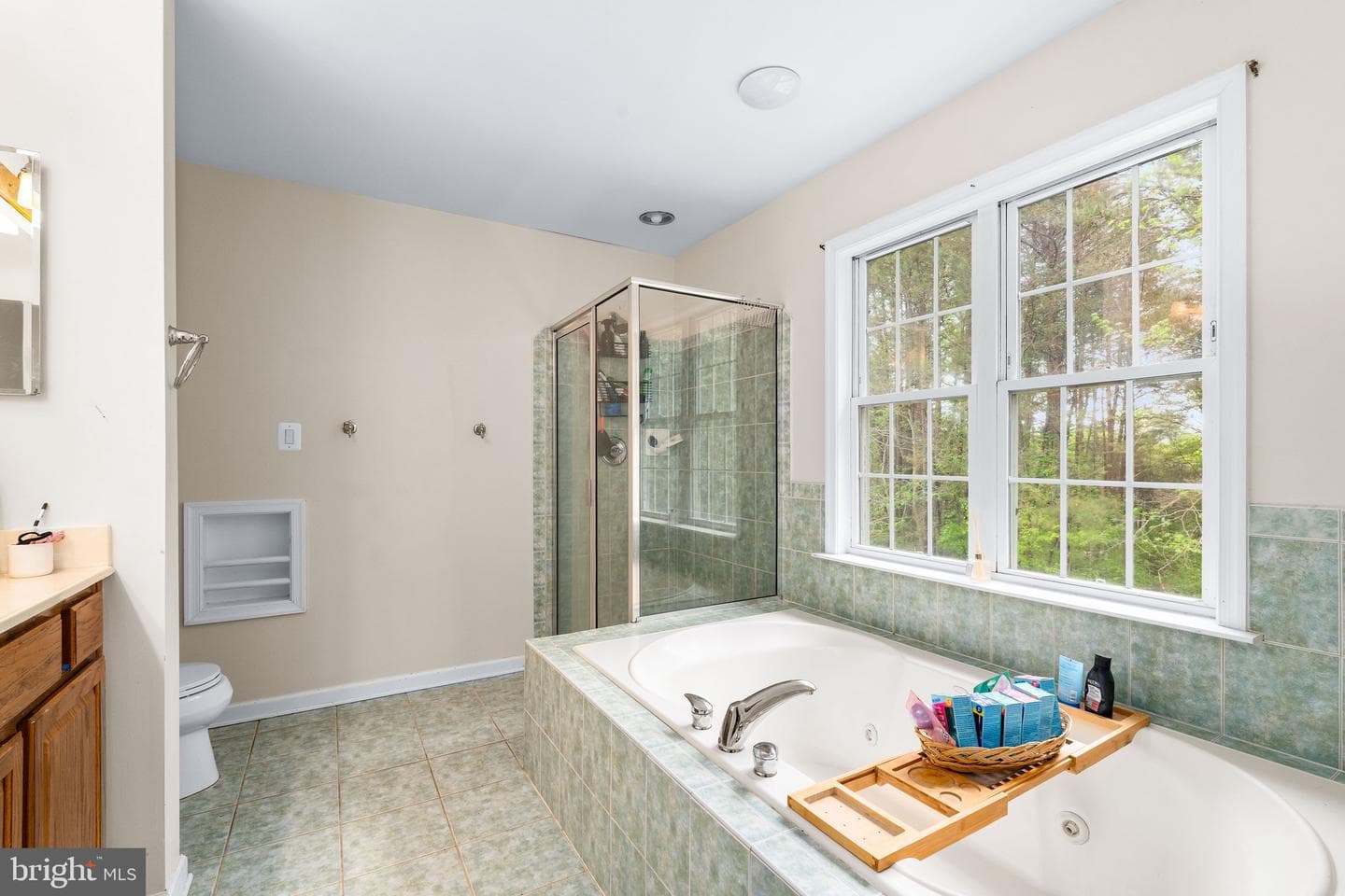 221 Bennie Drive photo 18