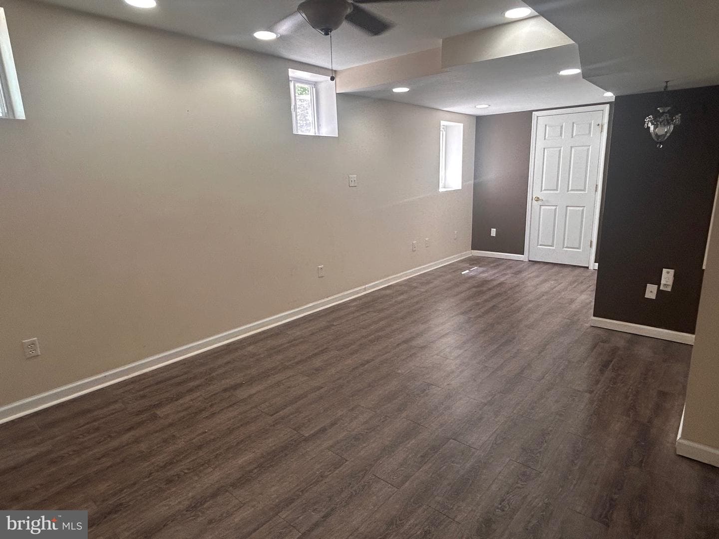 221 Bennie Drive photo 36
