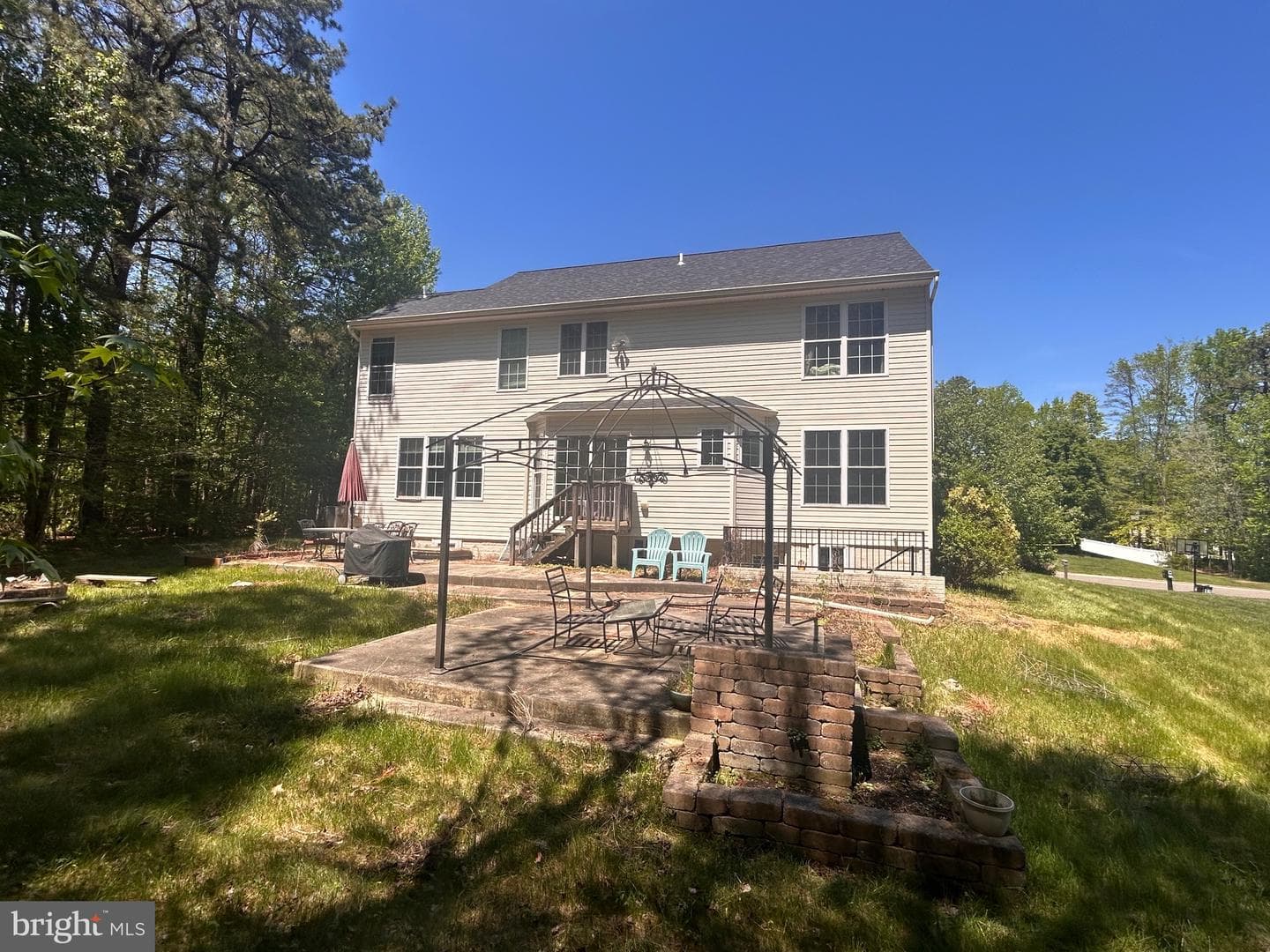221 Bennie Drive photo 39