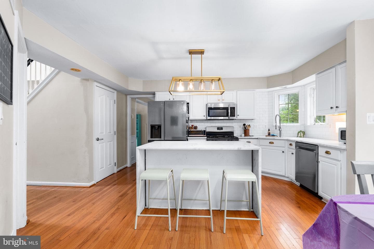 221 Bennie Drive photo 8
