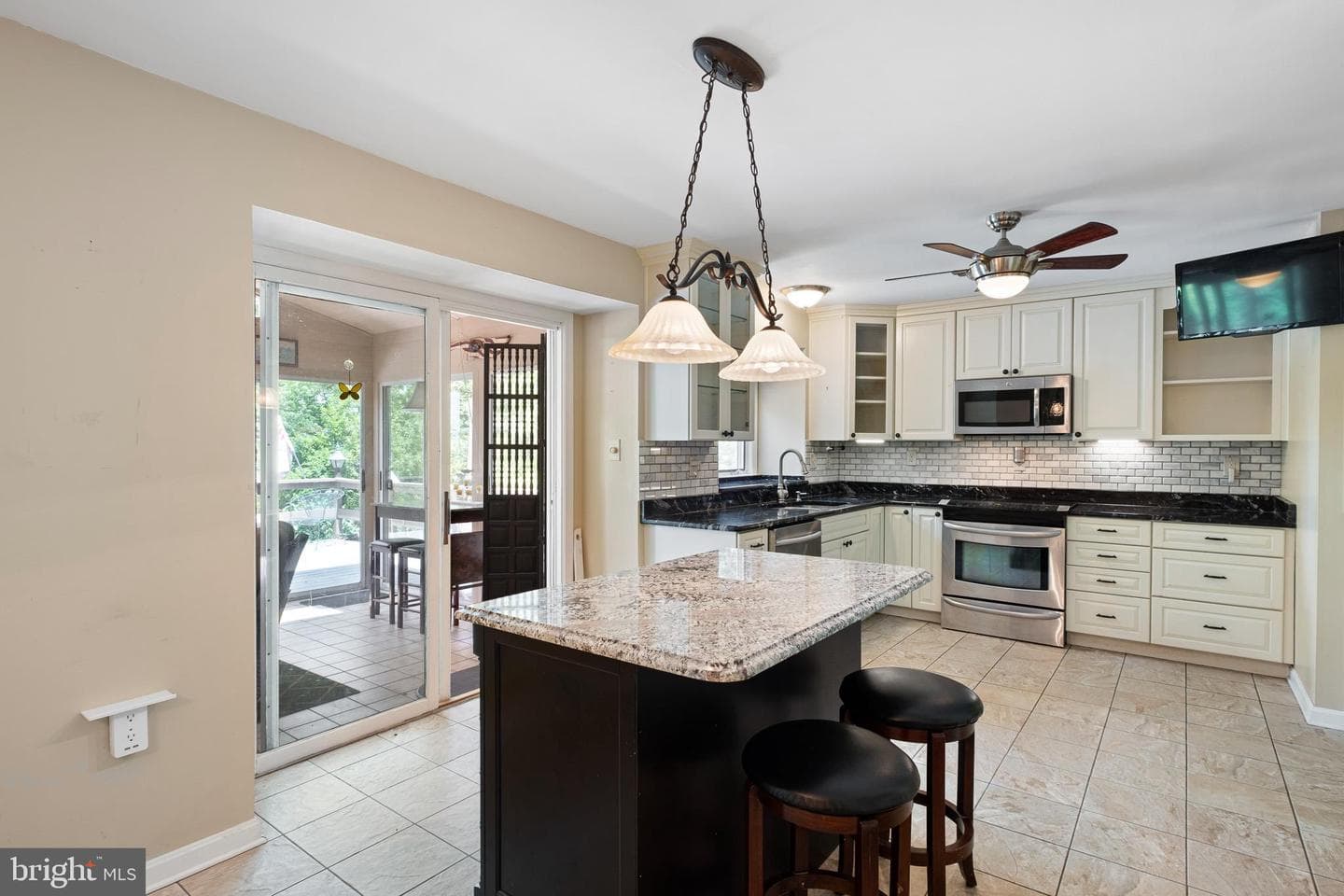 83 Caldwell Road photo 5