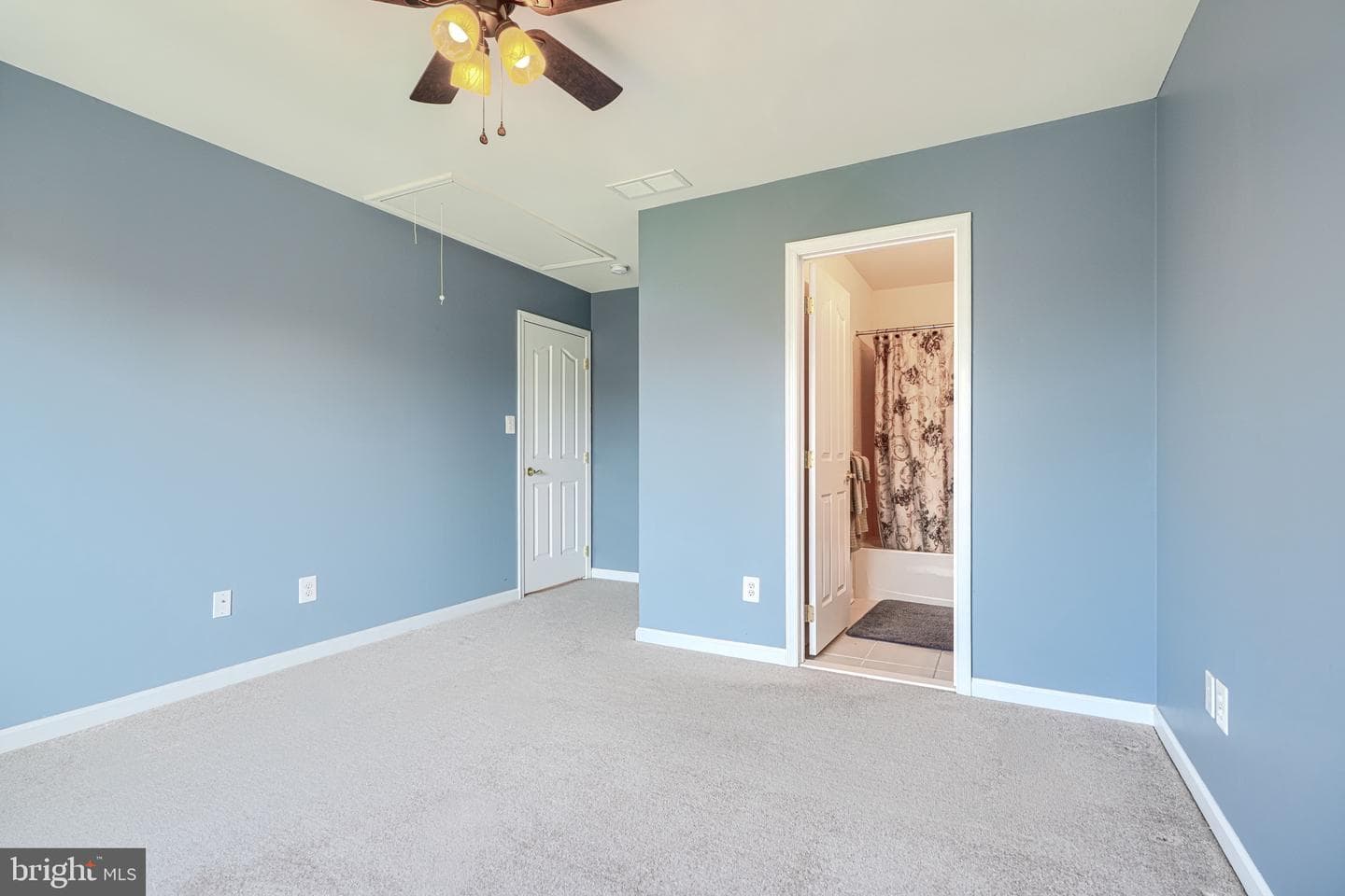 128 Harford View Drive photo 35