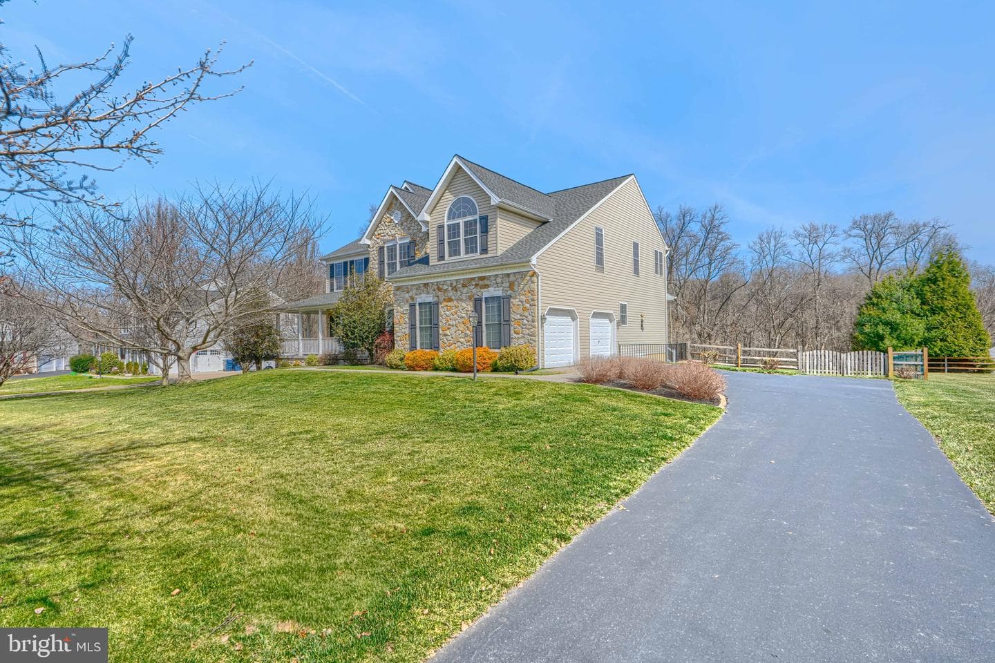128 Harford View Drive photo 4