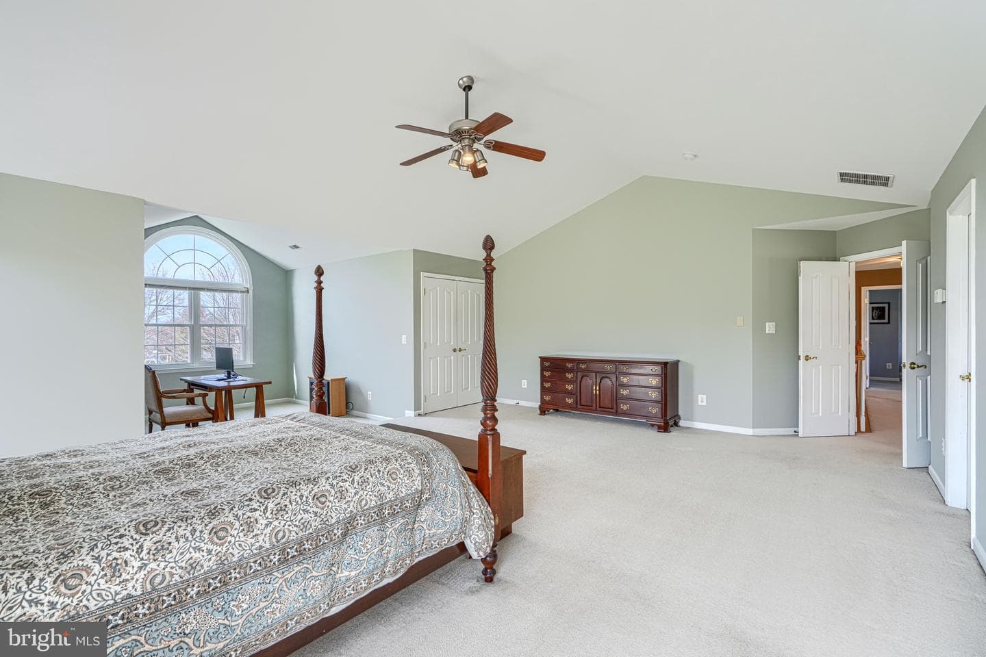 128 Harford View Drive photo 45