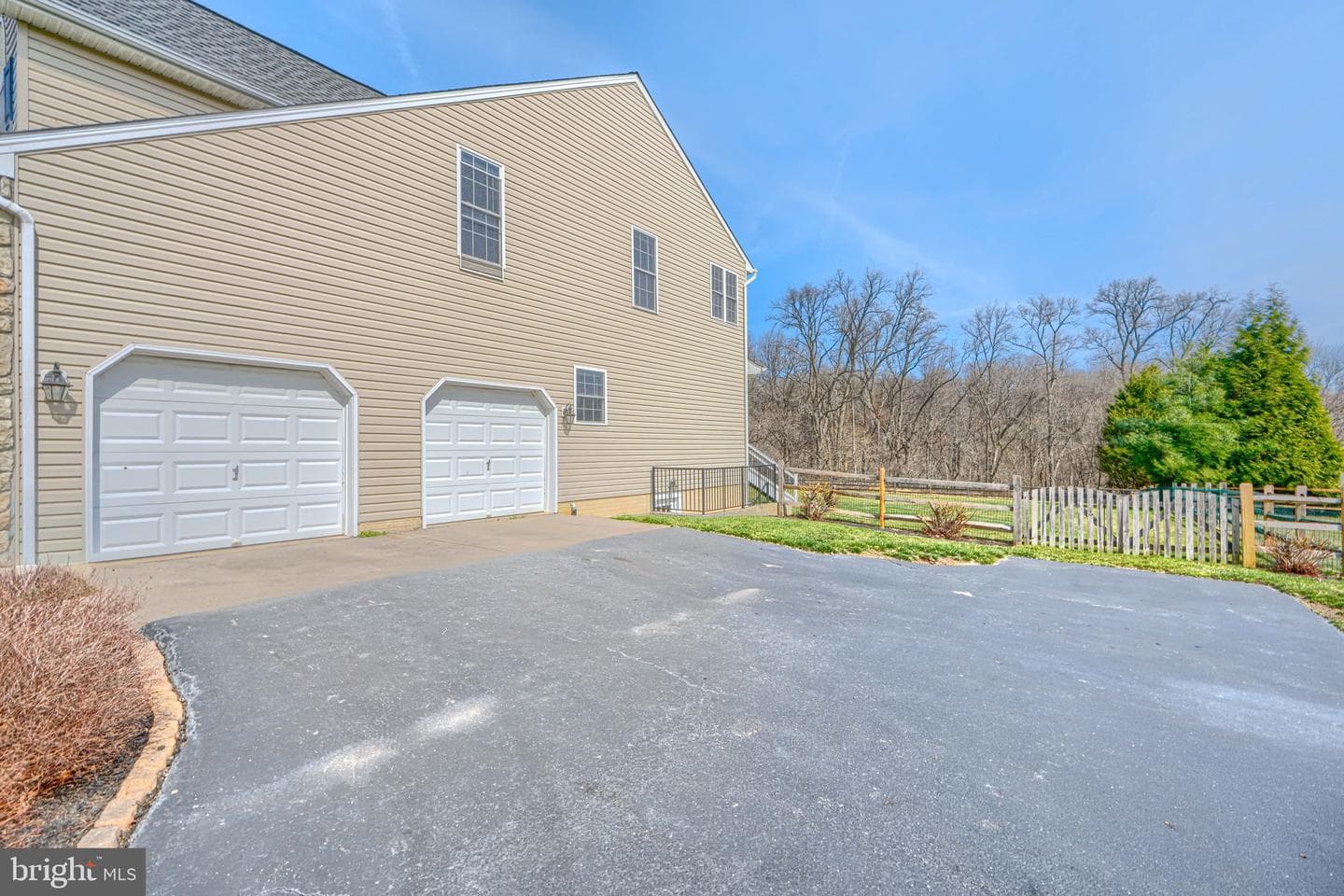 128 Harford View Drive photo 5