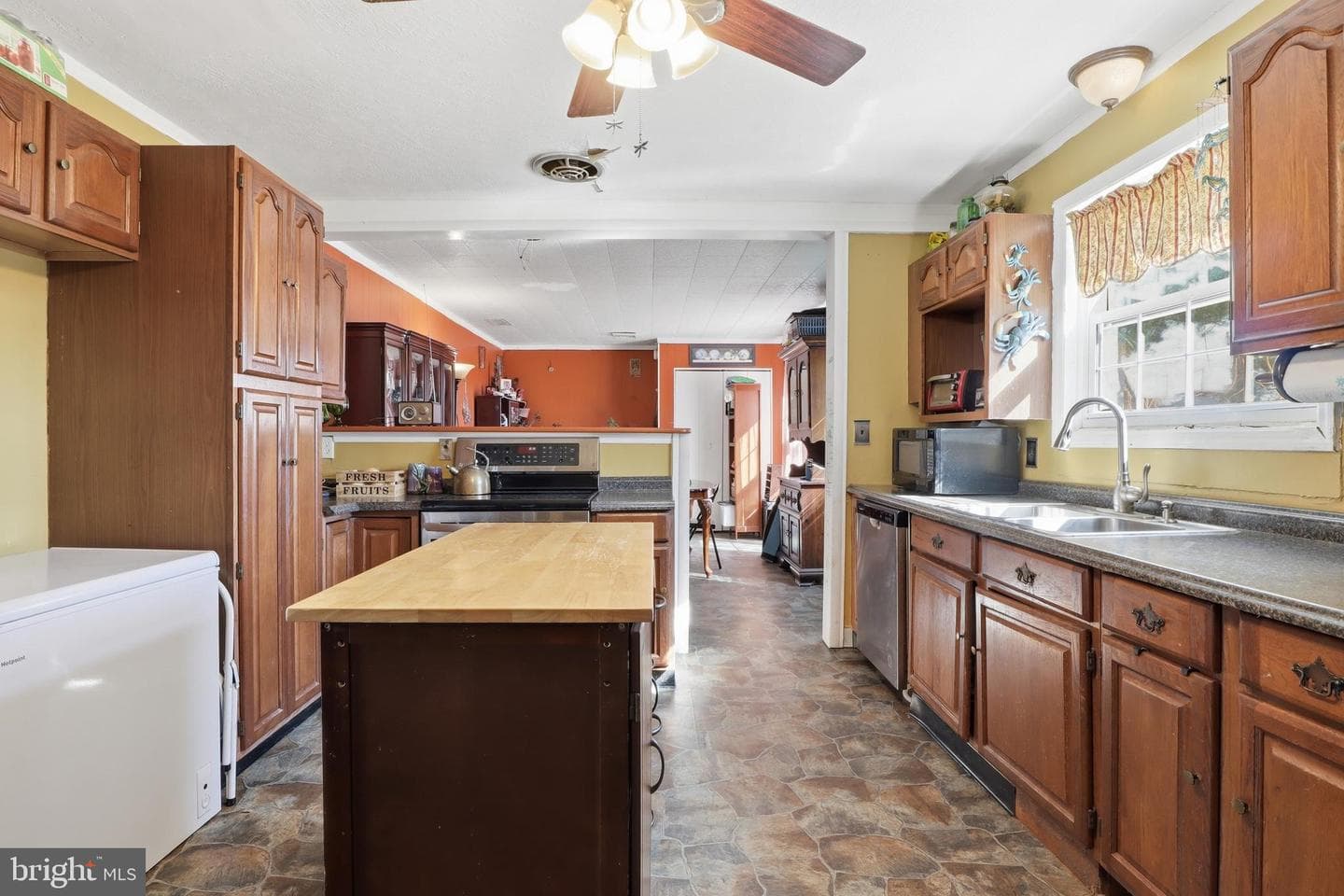 1616 Ingleside Avenue photo 12