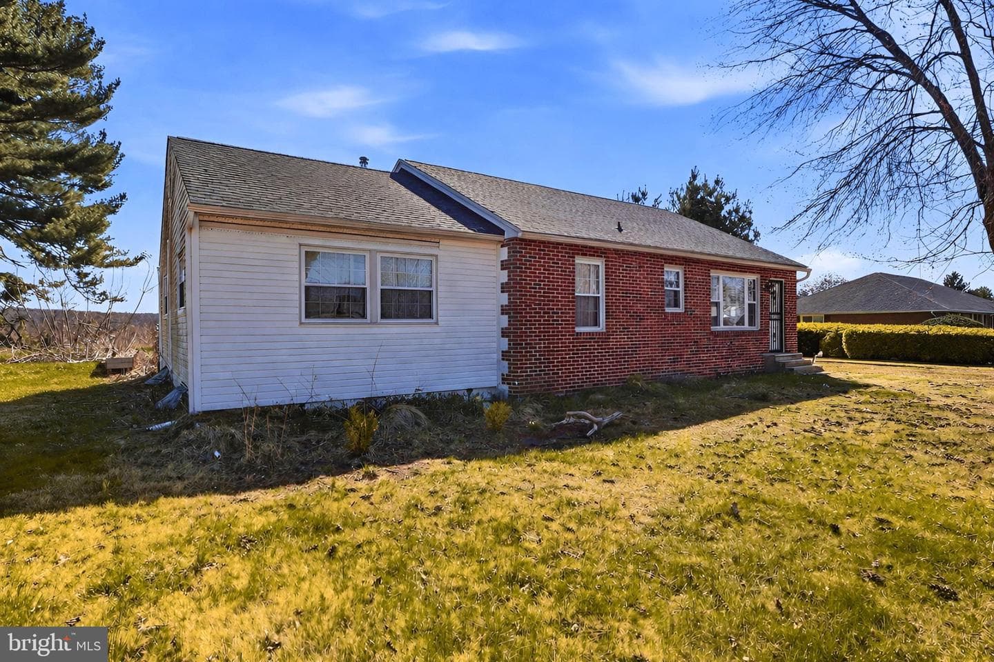 1616 Ingleside Avenue photo 3