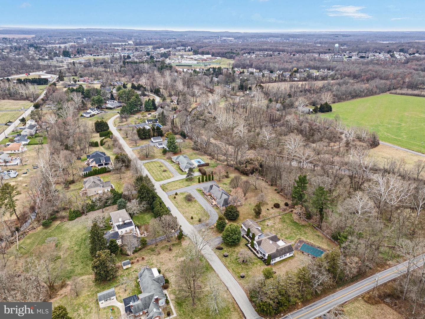 185 Riverside Drive photo 41