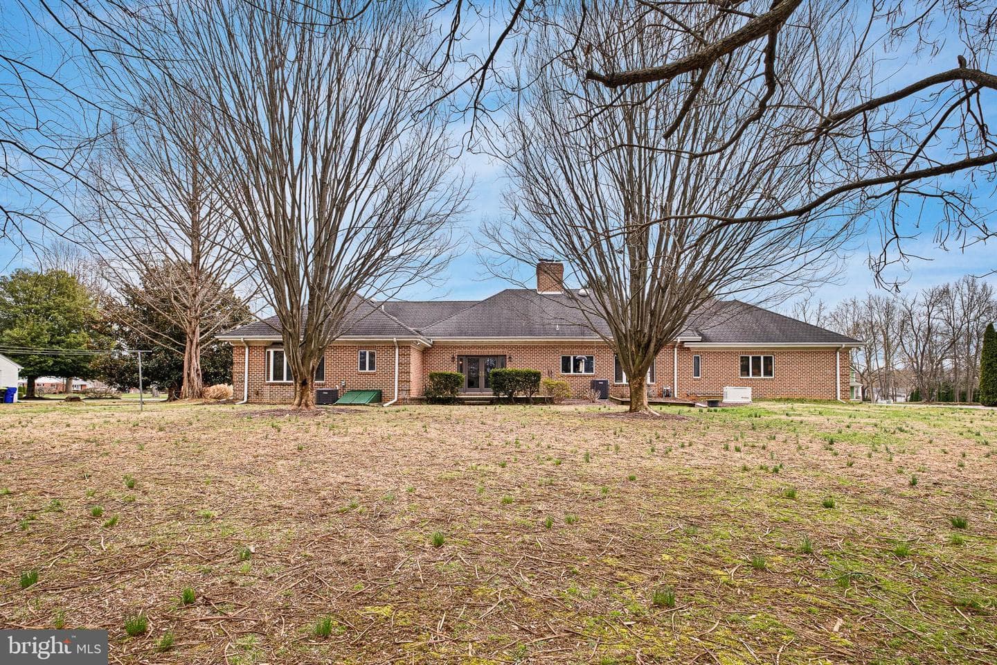 185 Riverside Drive photo 49