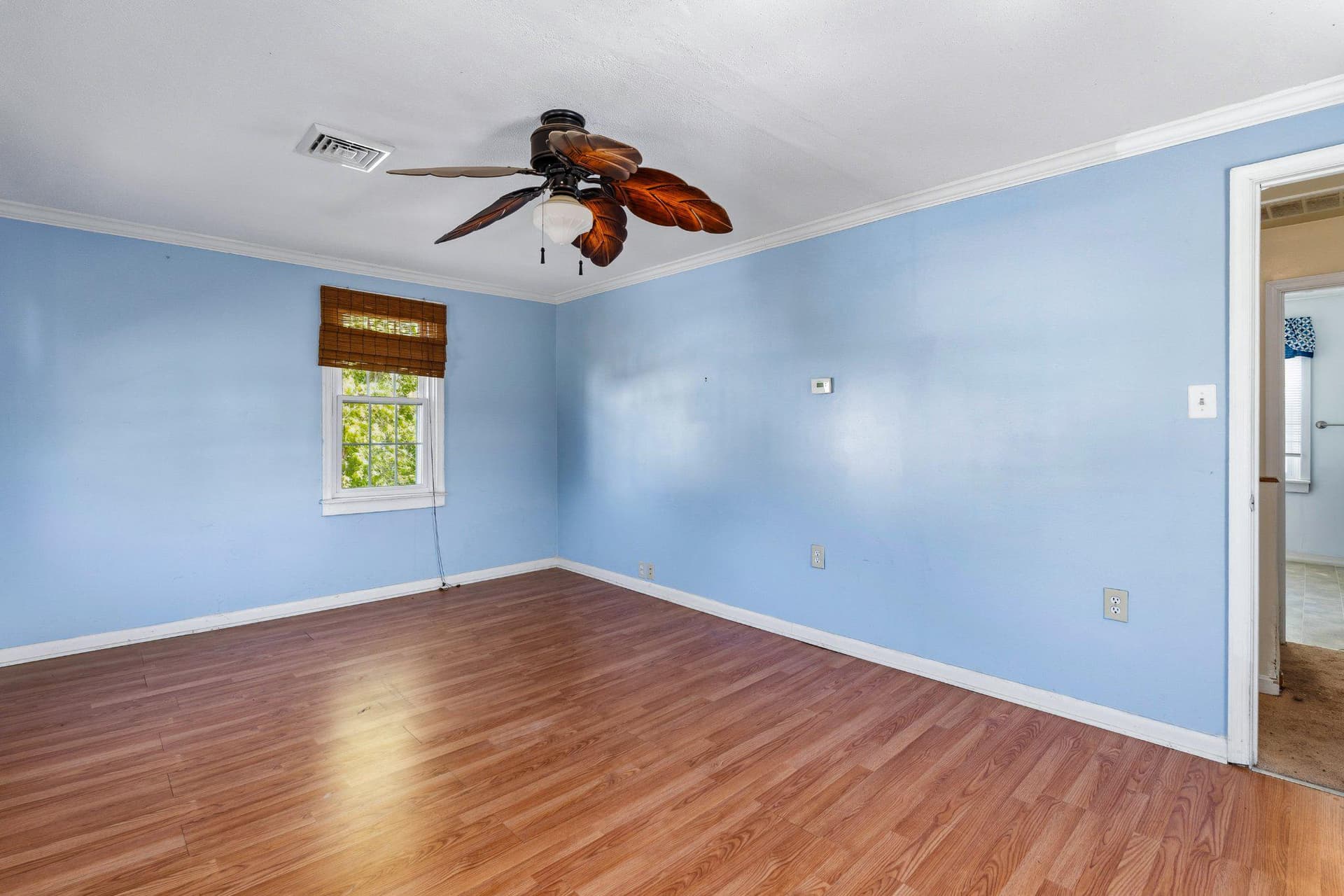 320 Cecil Street photo 19