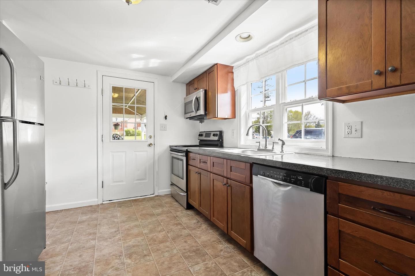207 Mechanics Valley Road photo 15