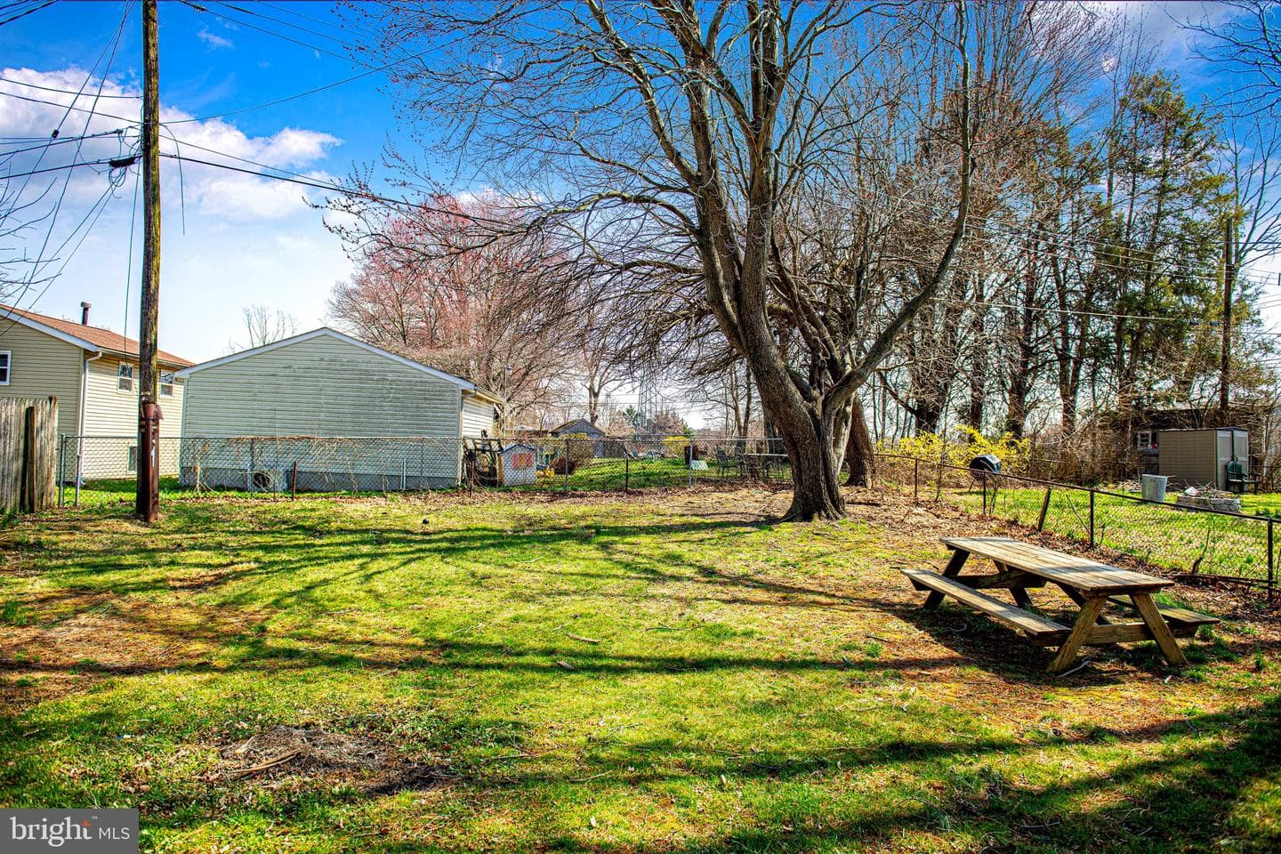 15 Peach Road photo 30