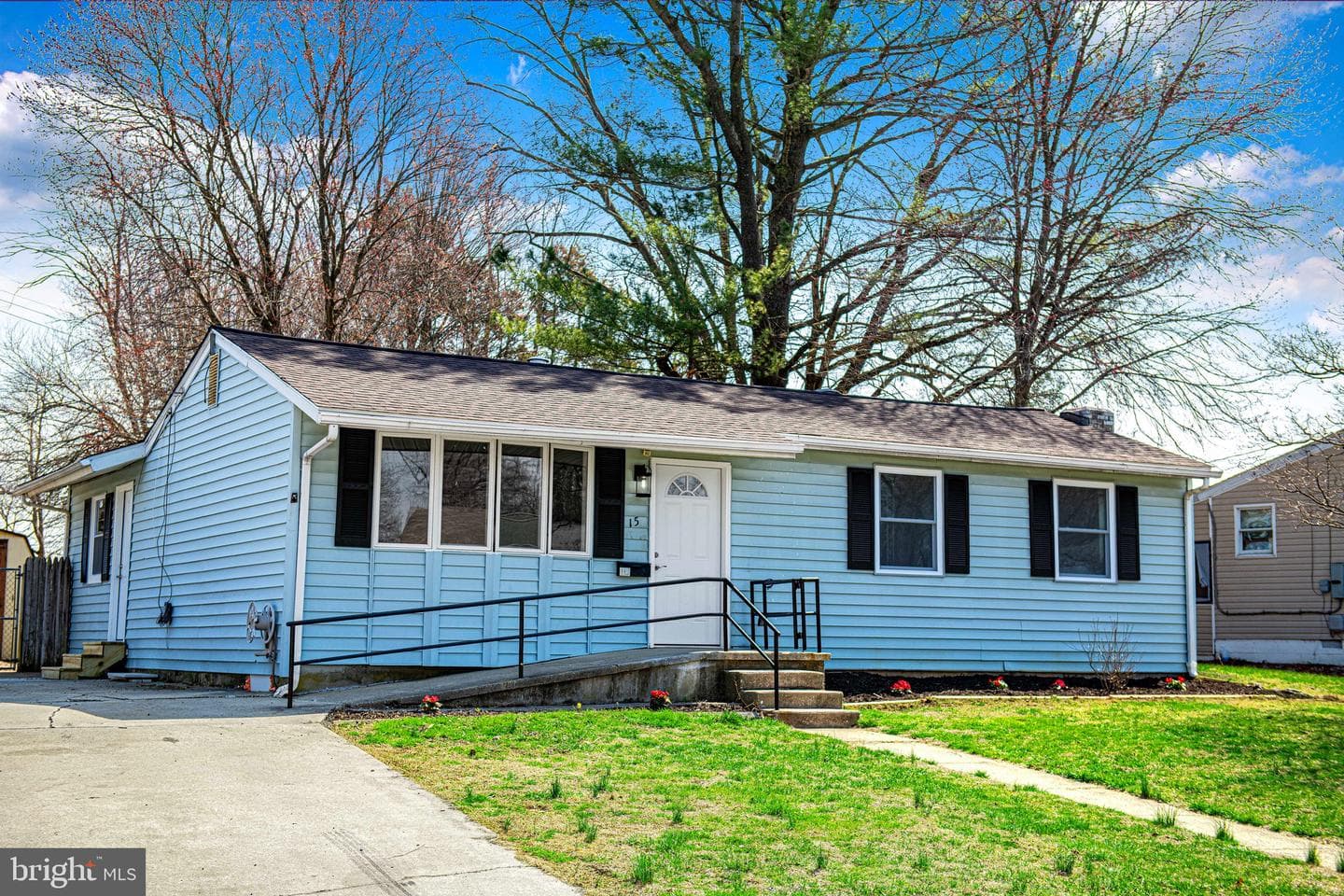 15 Peach Road photo 32