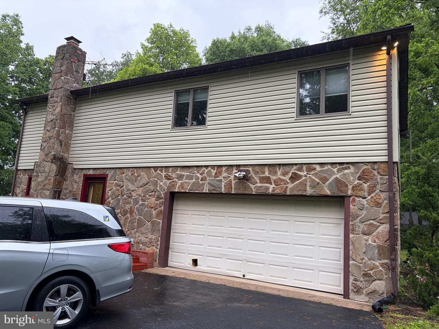 269 Trinity Church Road photo 3