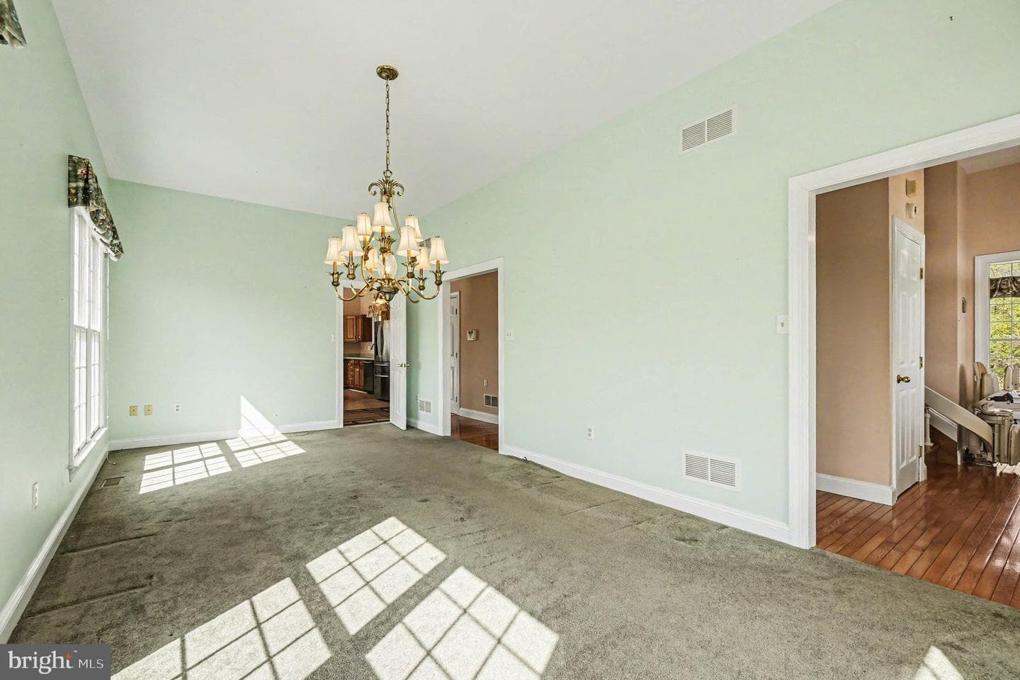 721 Knight Island Road photo 33