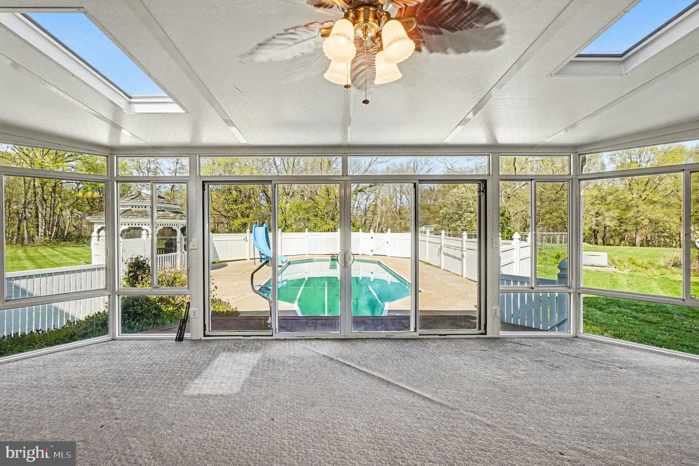 721 Knight Island Road photo 41