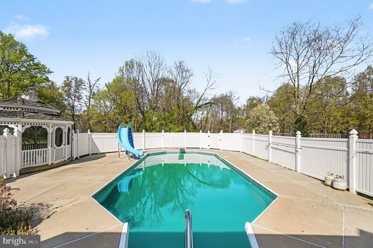 721 Knight Island Road photo 65