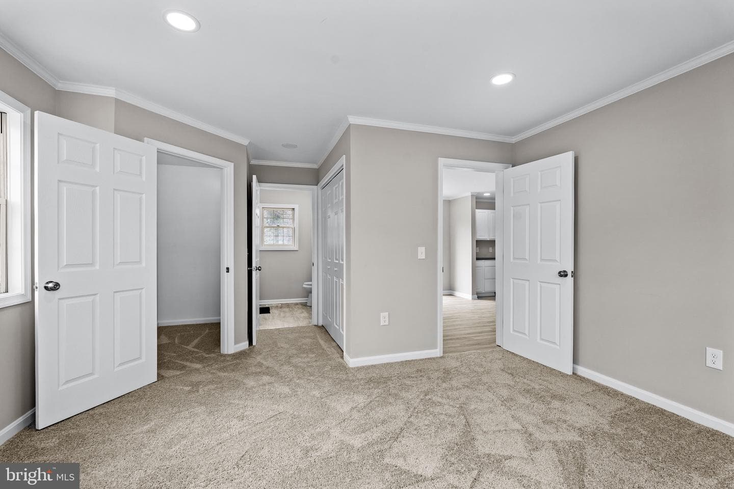 114 Creswell Avenue photo 14