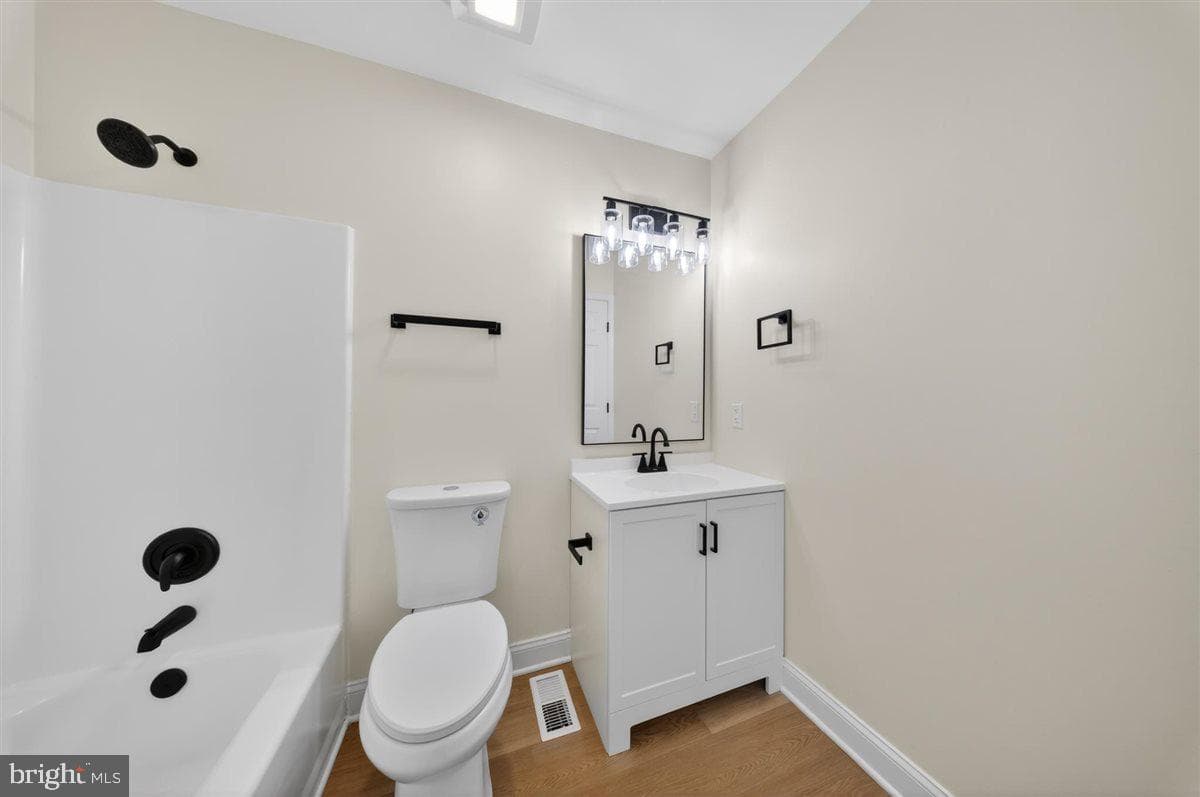 148 Windmill Road photo 19