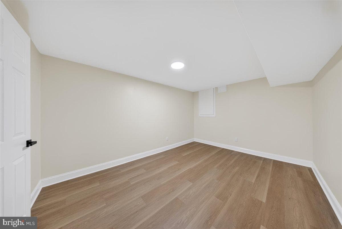 148 Windmill Road photo 25