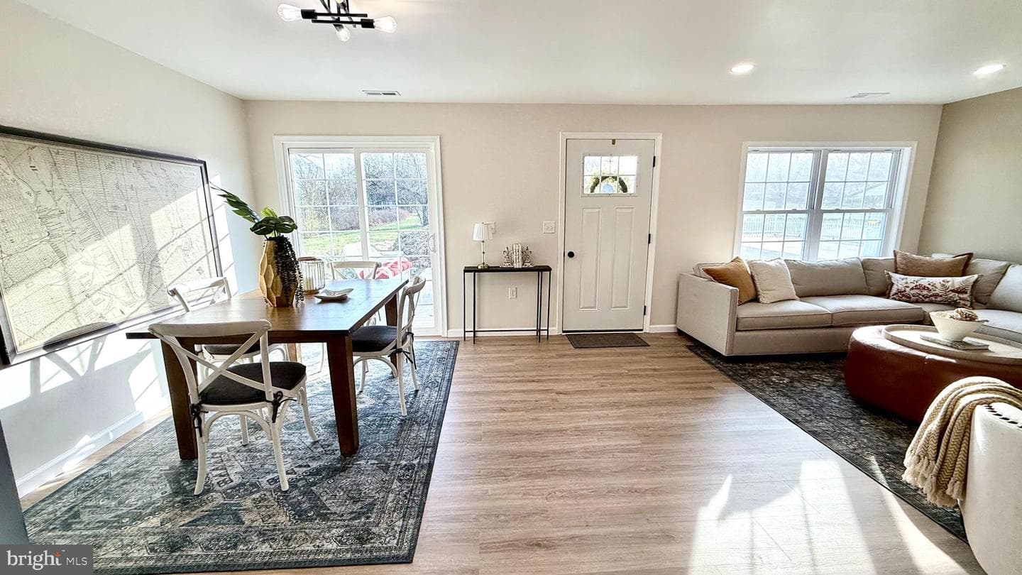 652 Elk Mills Road photo 18