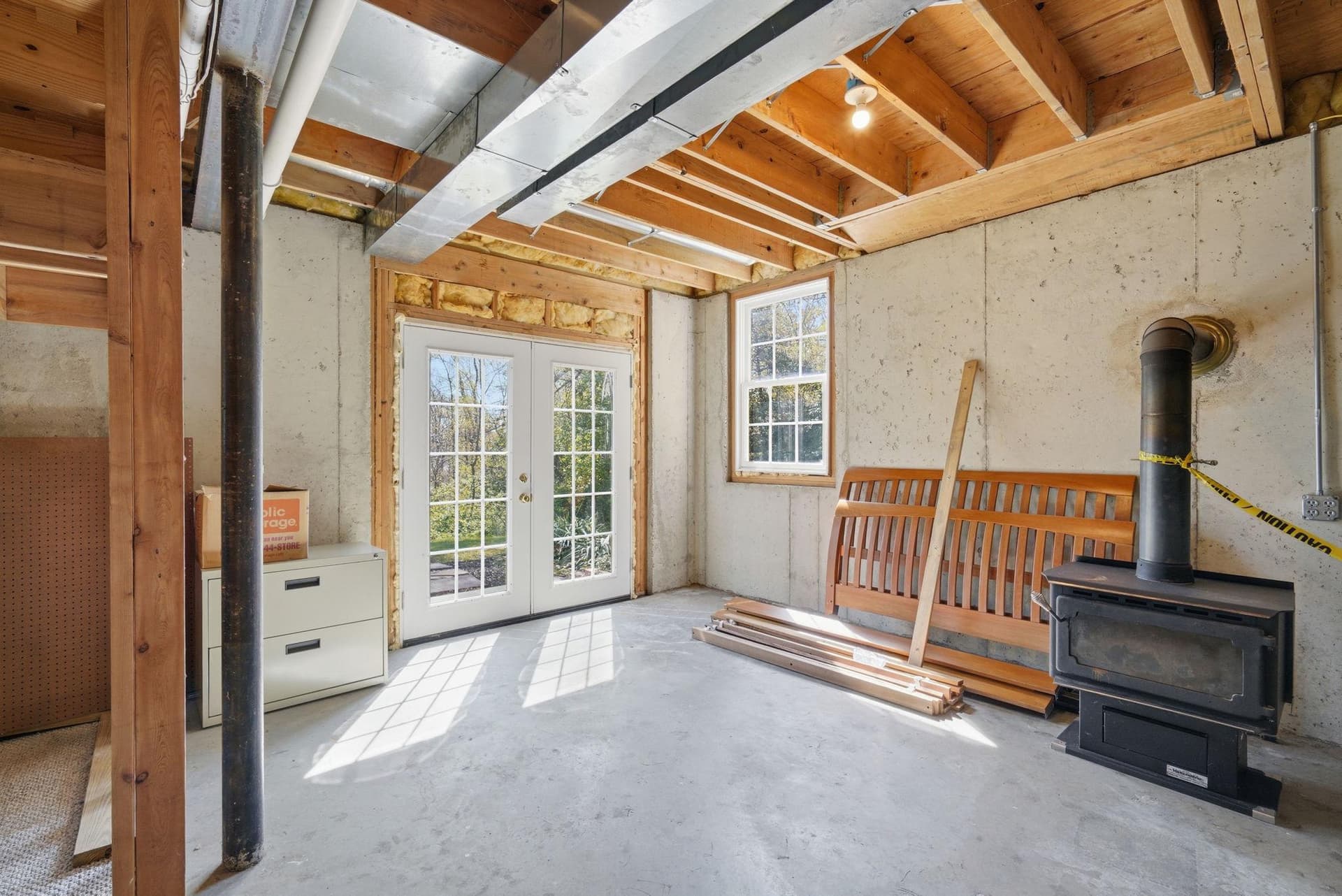 55 Howes Lane photo 40