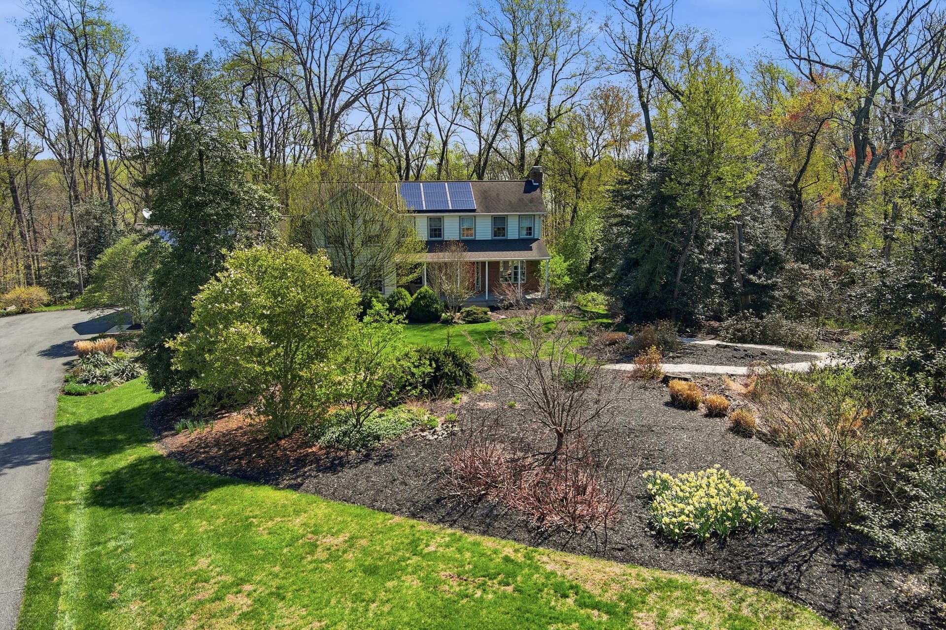 55 Howes Lane photo 5