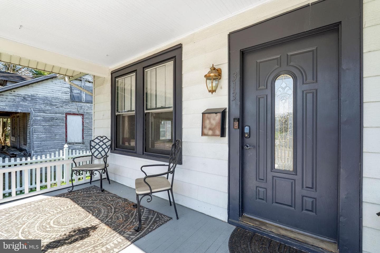 313 E Cecil Avenue photo 2