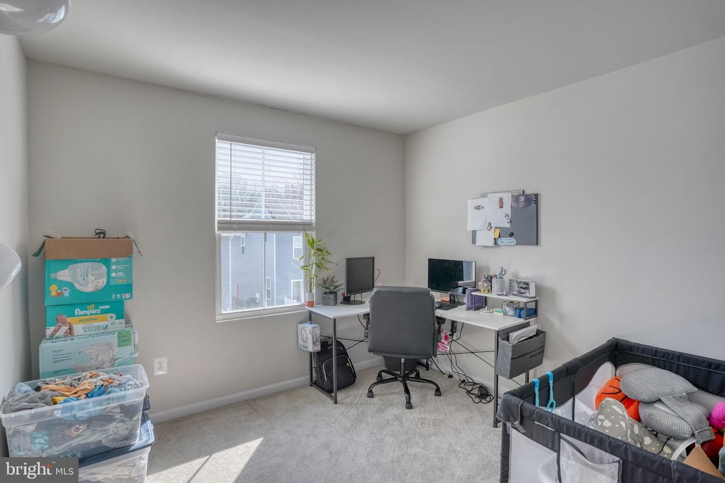 5 Olive Way photo 24