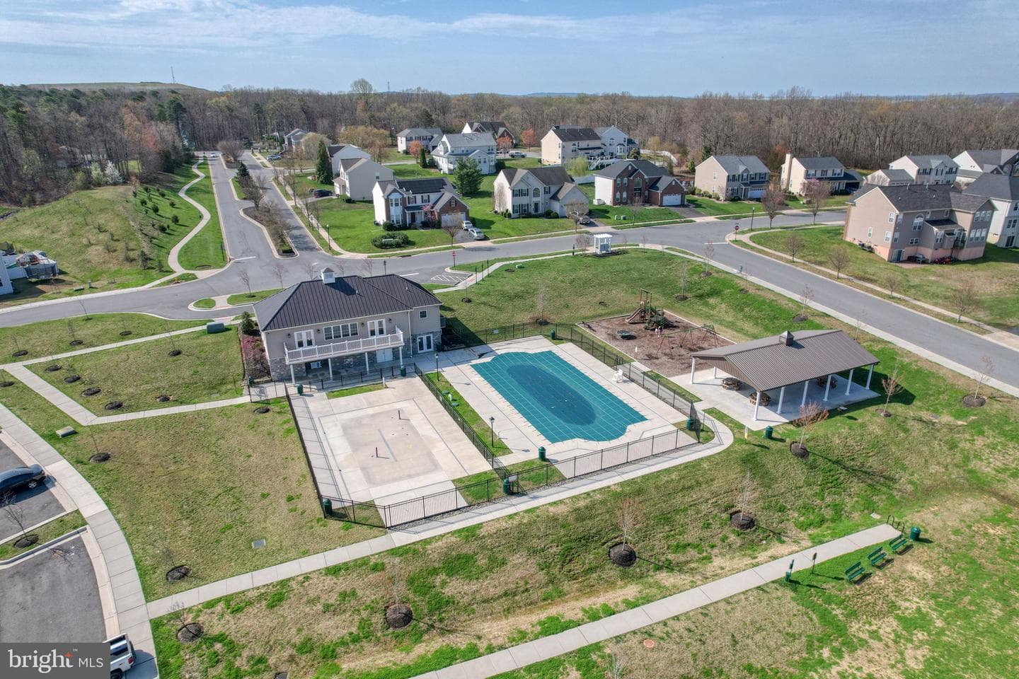 5 Olive Way photo 31