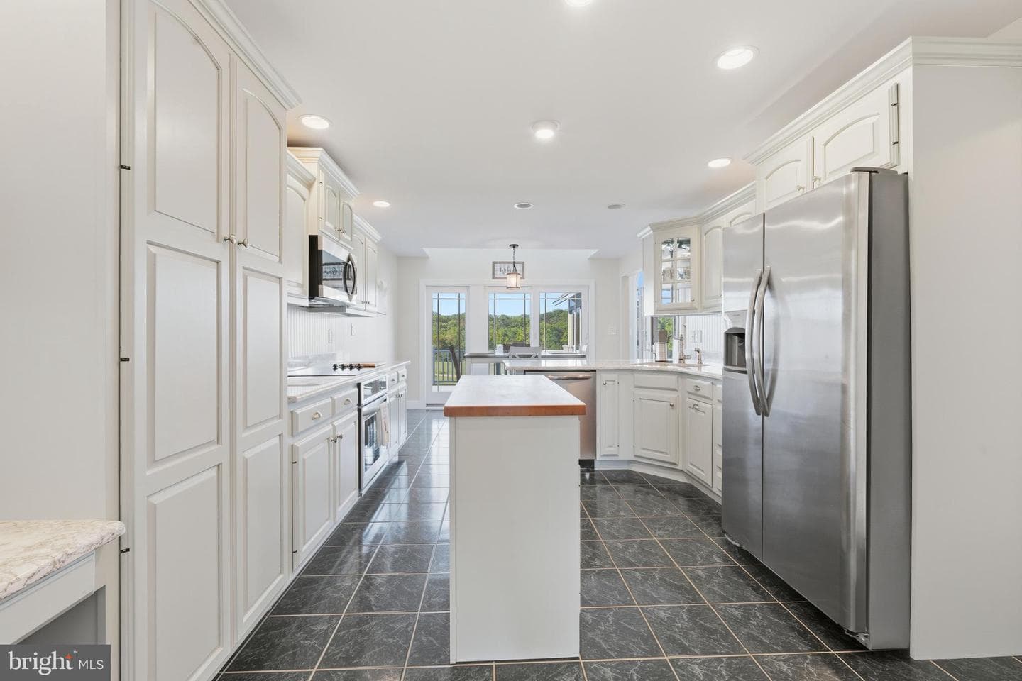 115 Scott Road photo 12