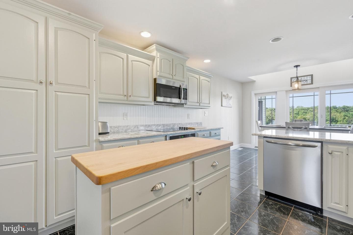 115 Scott Road photo 13