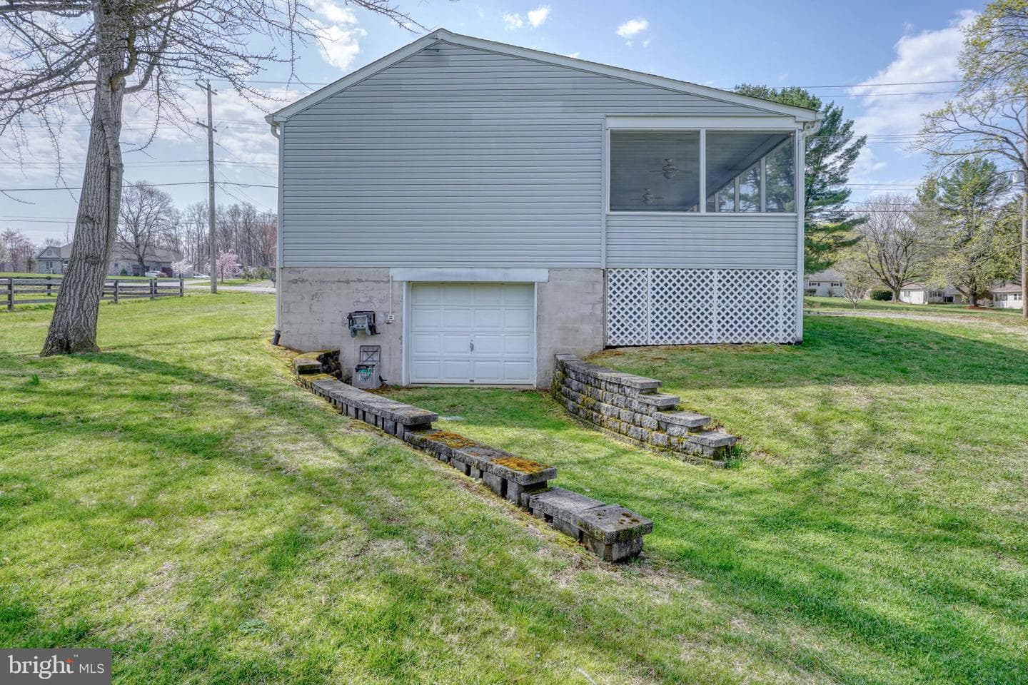 3123 Telegraph Road photo 17
