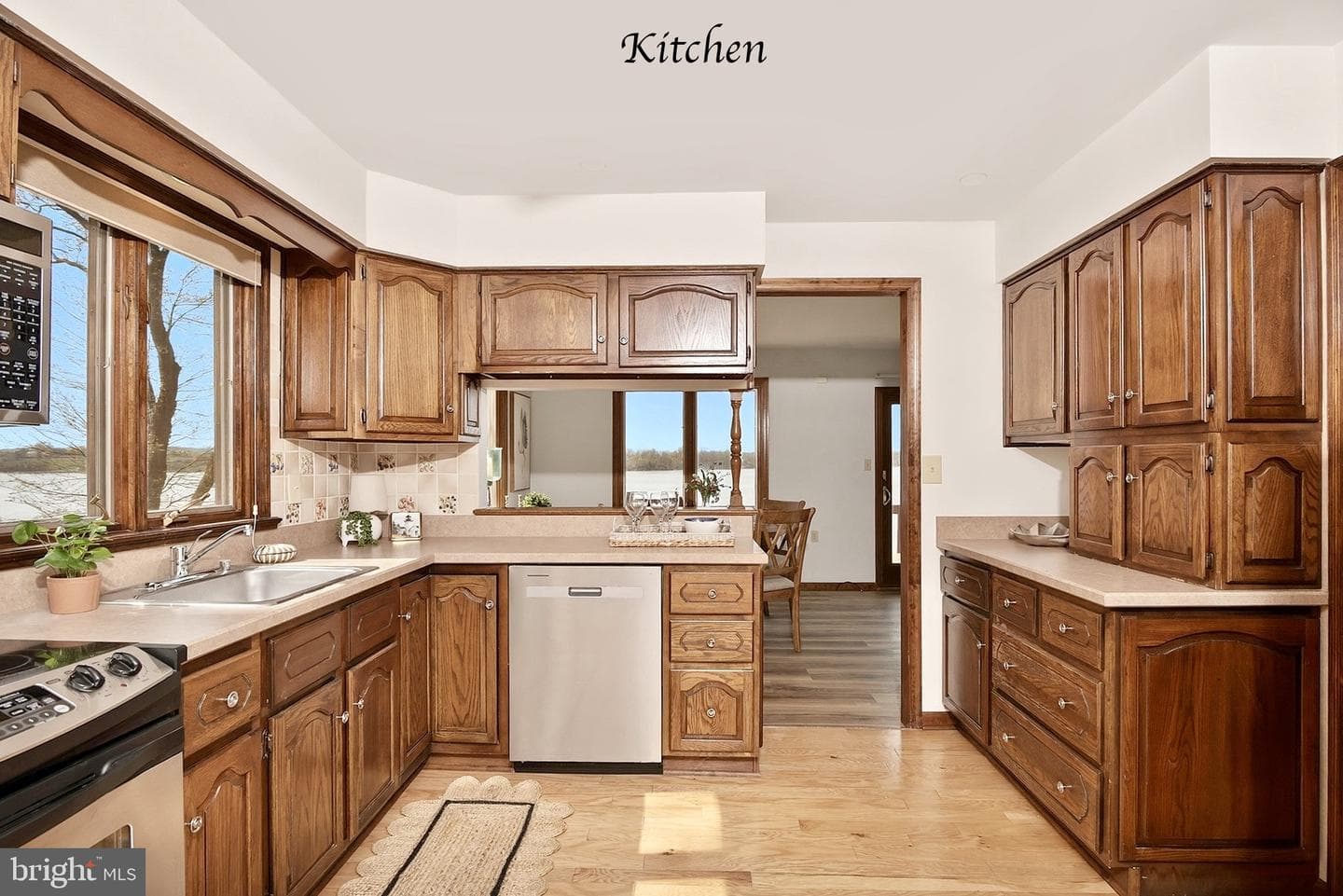 19 Tower Road photo 18