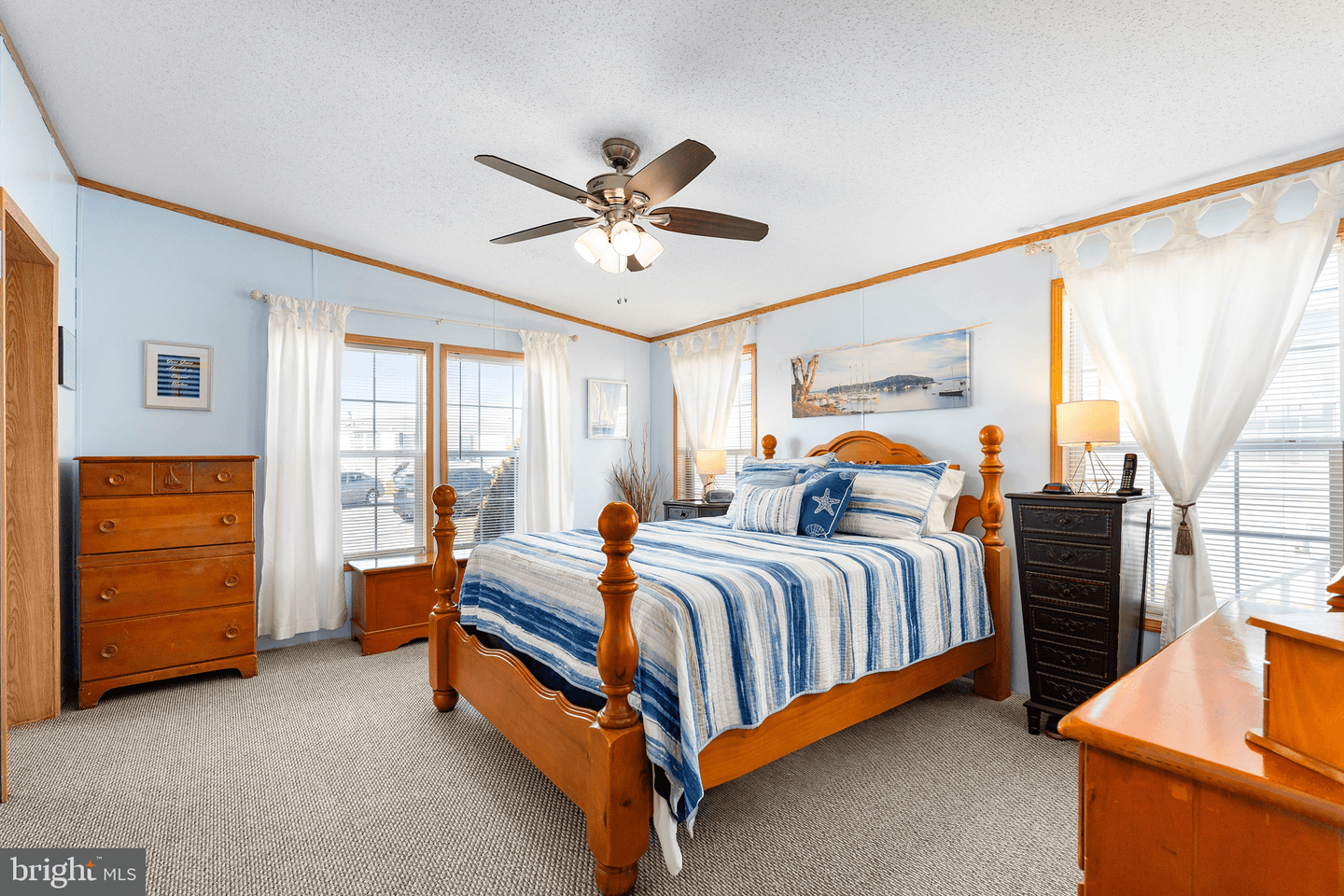 53 Queen Eleanor Drive photo 19